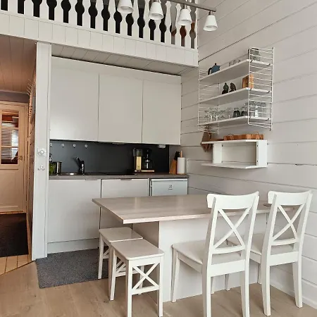 Yllaes Nilimaja * Ylläsjärvi